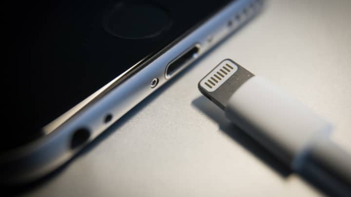 Apple iPhone USB-C