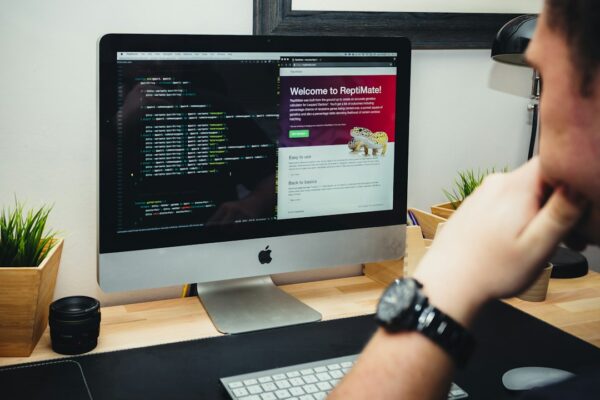 Grok dots: Clarifying the confusion between OpenAI and xAI