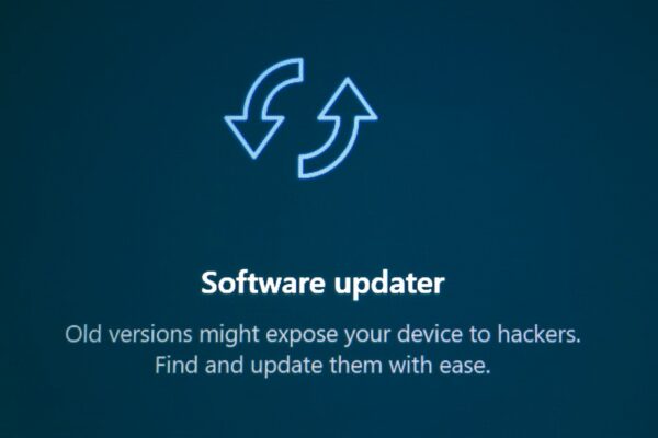 Software updater with refresh arrows icon and update icons